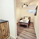 Apartment Moritz - Am Rieseninger Berg 1 *