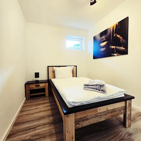 Apartment Moritz - Am Rieseninger Berg 1 *